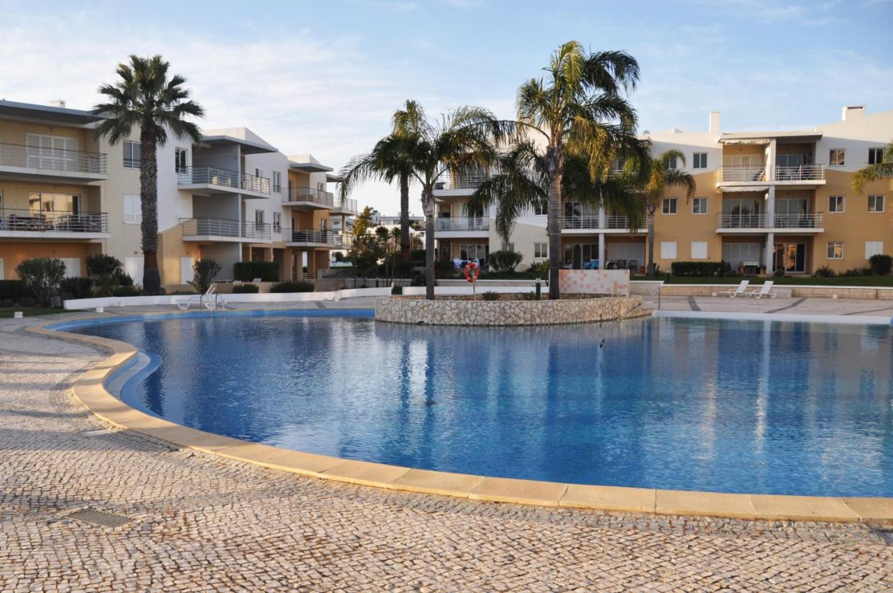 Sea And Pool At Vila Da Praia Алвор Екстериор снимка