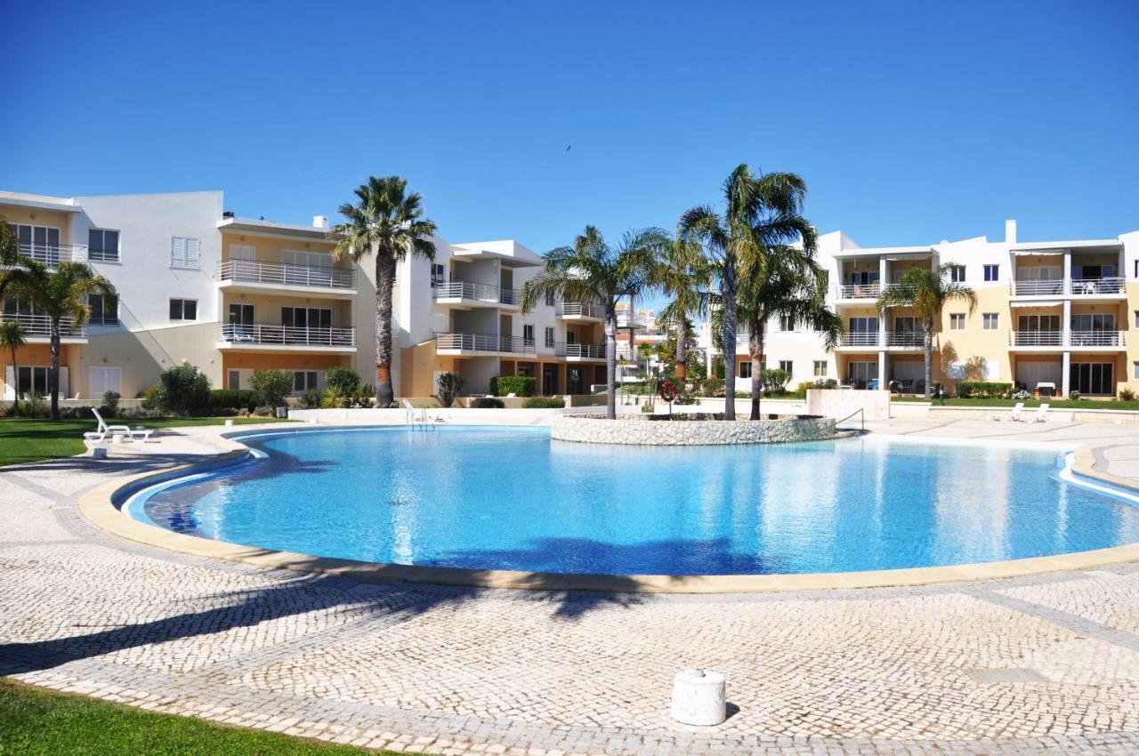 Sea And Pool At Vila Da Praia Алвор Екстериор снимка